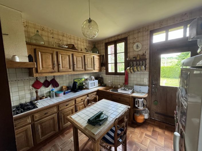 Image No.3-6 Bed House for sale