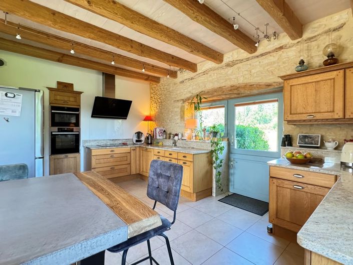 Image No.9-9 Bed House for sale