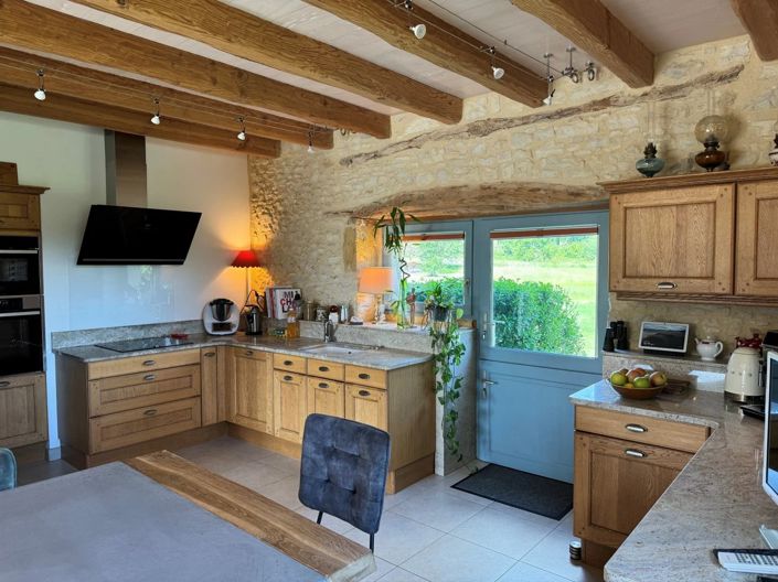 Image No.12-9 Bed House for sale