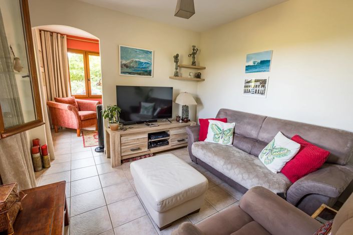 Image No.8-3 Bed House for sale