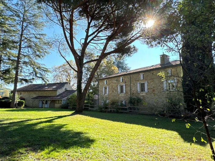 Image No.2-10 Bed House for sale