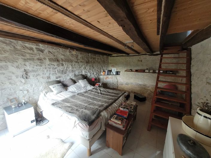 Image No.9-3 Bed House for sale