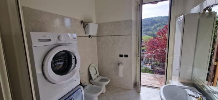 Image No.18-3 Bed House for sale