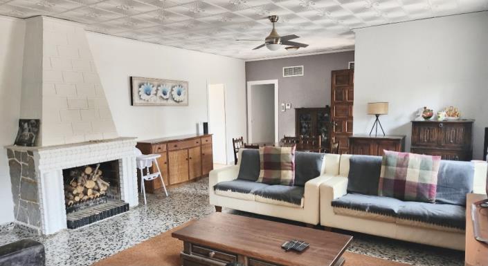 Image No.10-6 Bed Country House for sale