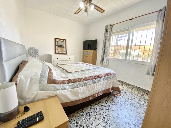 Image No.35-6 Bed Country House for sale