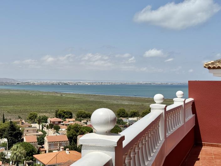 Image No.2-4 Bed House/Villa for sale