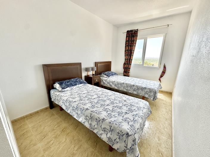 Image No.24-4 Bed House/Villa for sale