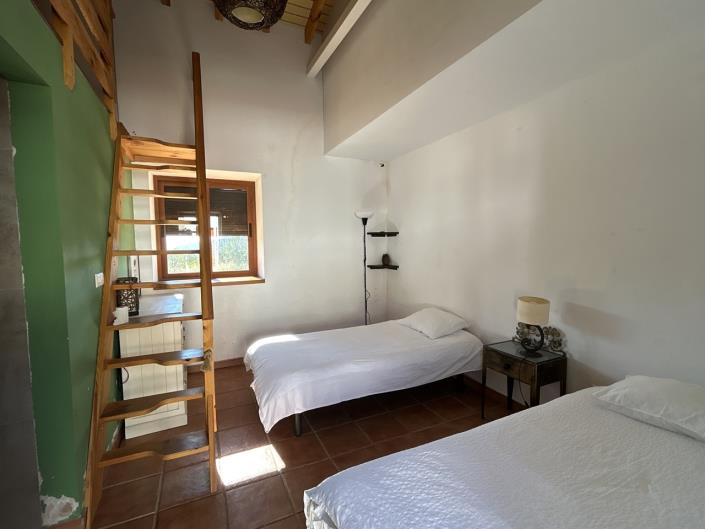 Image No.25-11 Bed Country House for sale