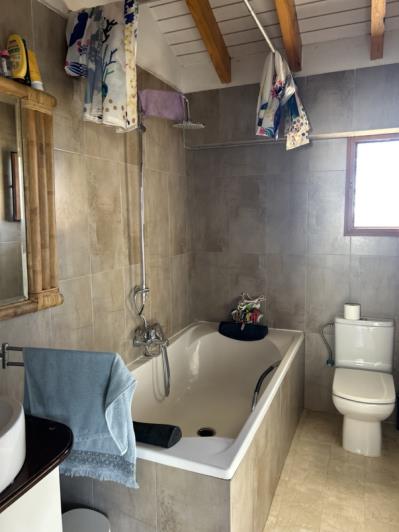 Image No.51-11 Bed Country House for sale