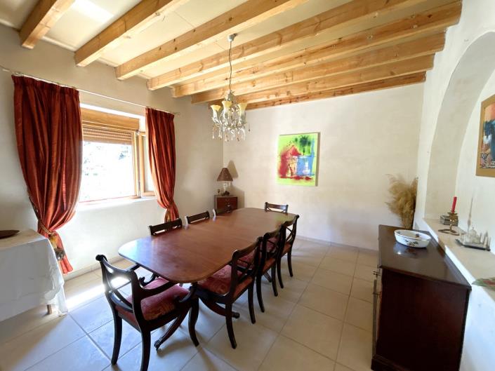 Image No.18-5 Bed Farmhouse for sale