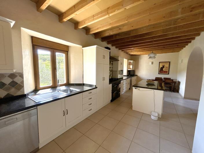 Image No.30-5 Bed Farmhouse for sale