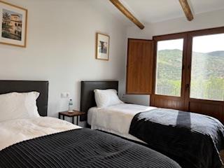 Image No.49-15 Bed Commercial for sale