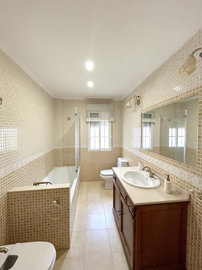 Image No.40-5 Bed House/Villa for sale