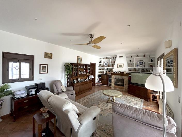 Image No.6-3 Bed Cortijo for sale