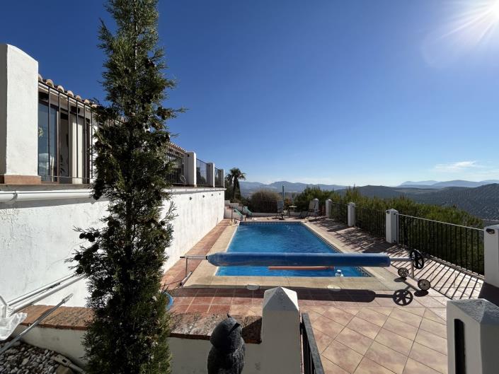 Image No.34-3 Bed Cortijo for sale