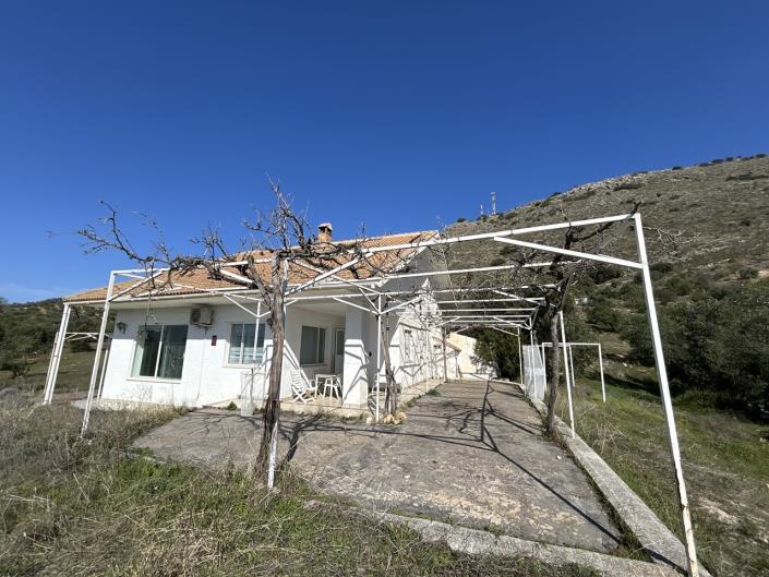 Image No.12-2 Bed Cortijo for sale