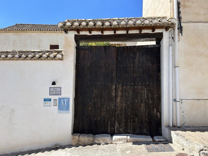 Image No.6-6 Bed Village House for sale