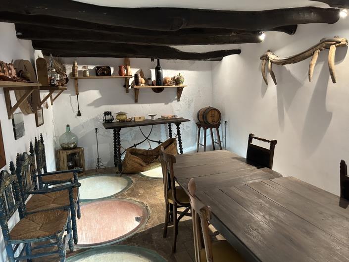 Image No.35-6 Bed Village House for sale