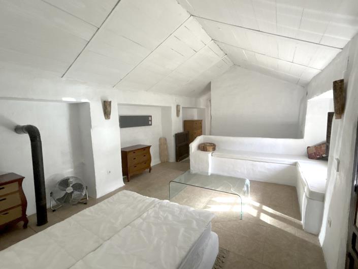 Image No.13-9 Bed Country Property for sale