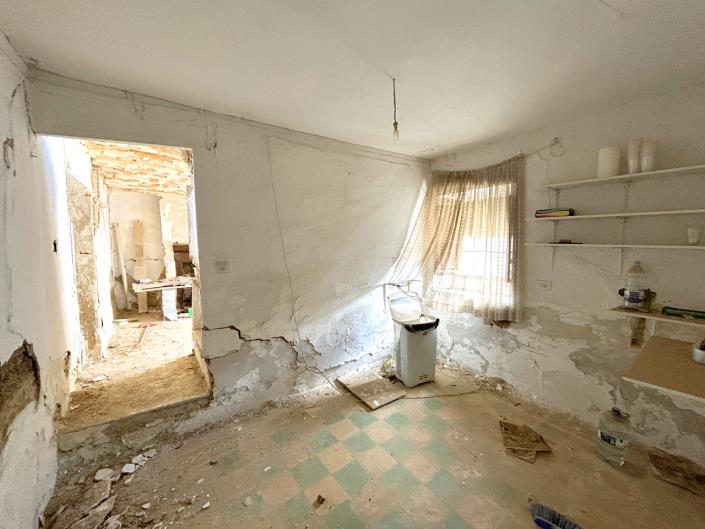 Image No.5-3 Bed Village House for sale