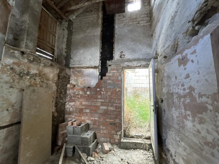 Image No.26-3 Bed Village House for sale