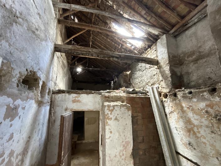 Image No.28-3 Bed Village House for sale