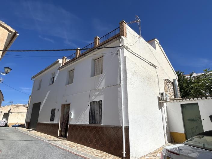 Image No.7-7 Bed Village House for sale