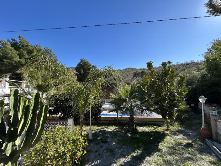 Image No.9-5 Bed Villa / Detached for sale