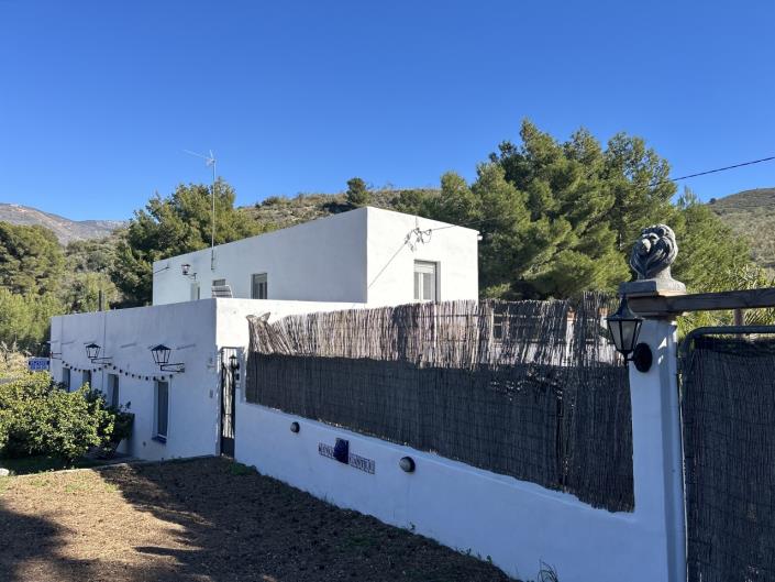 Image No.25-5 Bed Villa / Detached for sale