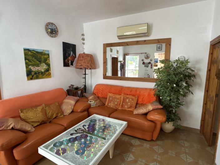 Image No.38-5 Bed Villa / Detached for sale