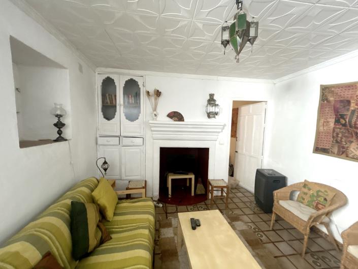 Image No.33-5 Bed Townhouse for sale