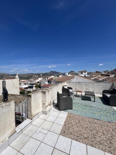 Image No.5-2 Bed Townhouse for sale