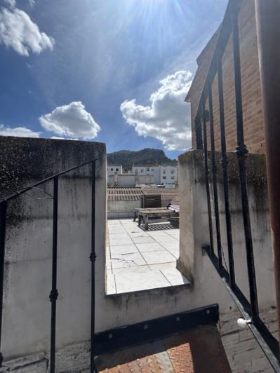 Image No.10-2 Bed Townhouse for sale