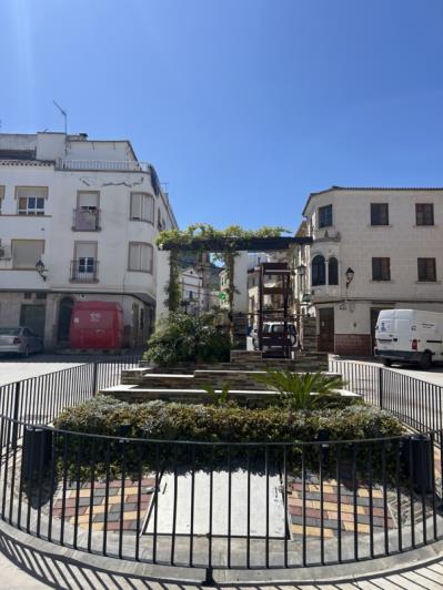 Image No.28-2 Bed Townhouse for sale