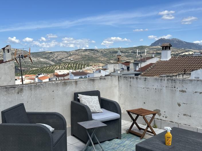 Image No.32-2 Bed Townhouse for sale