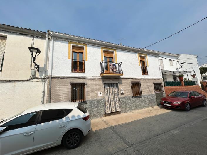 Image No.33-4 Bed Village House for sale