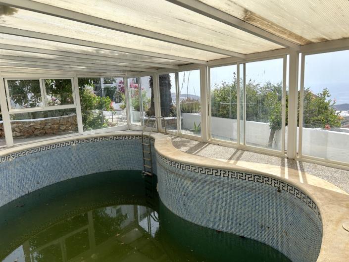 Image No.17-5 Bed Villa / Detached for sale