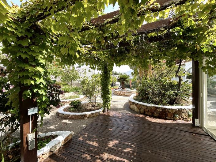 Image No.18-5 Bed Villa / Detached for sale