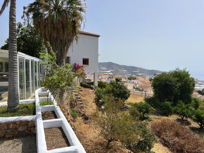 Image No.34-5 Bed Villa / Detached for sale