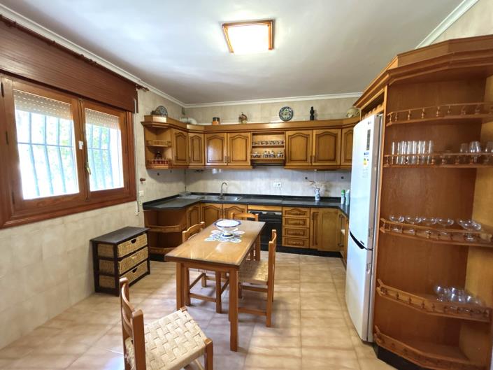 Image No.38-5 Bed Villa / Detached for sale