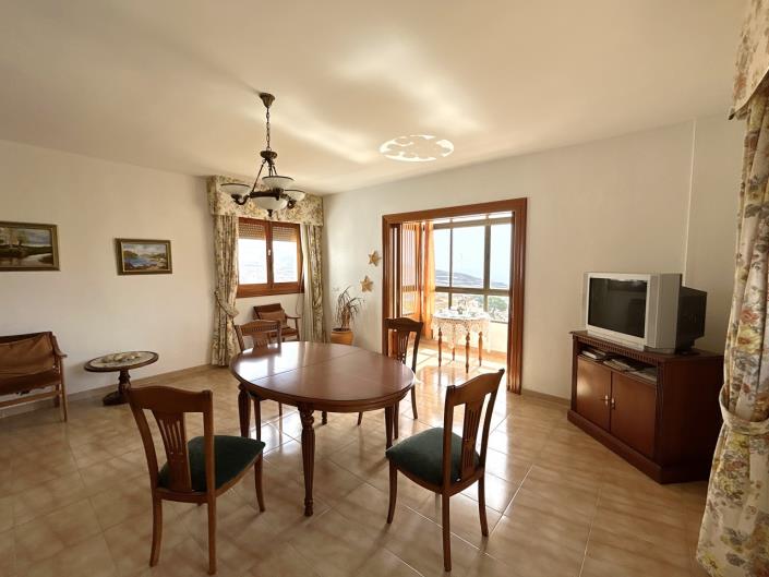 Image No.39-5 Bed Villa / Detached for sale