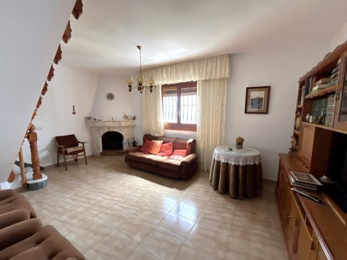 Image No.9-5 Bed Villa / Detached for sale