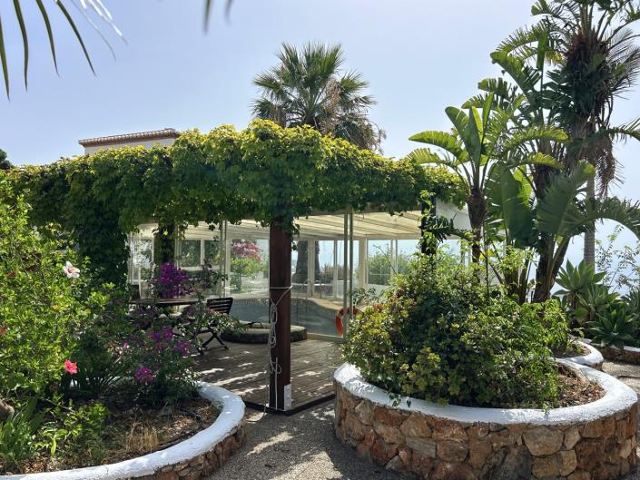 Image No.56-5 Bed Villa / Detached for sale