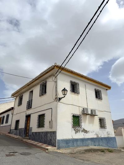 Image No.30-3 Bed Village House for sale