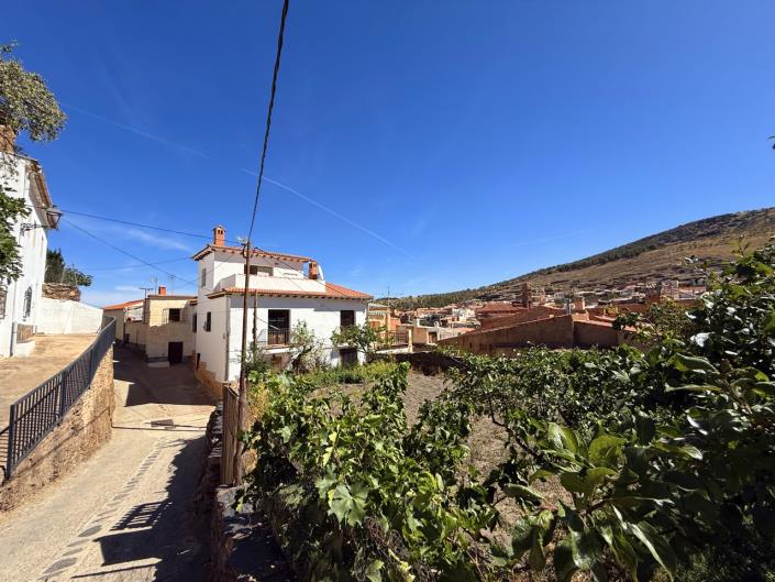 Image No.14-4 Bed Village House for sale