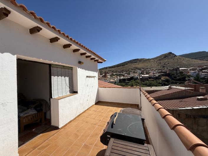 Image No.7-4 Bed Village House for sale