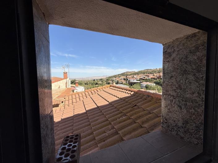 Image No.29-4 Bed Village House for sale