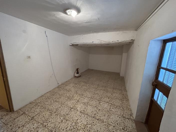 Image No.21-3 Bed Village House for sale