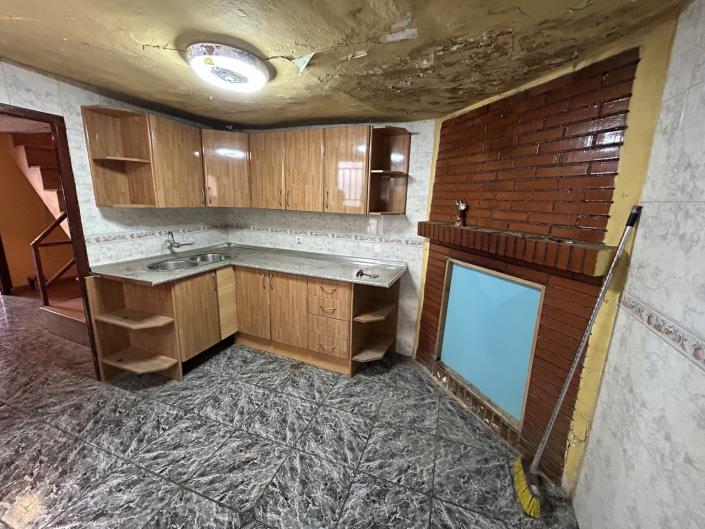 Image No.31-3 Bed Village House for sale