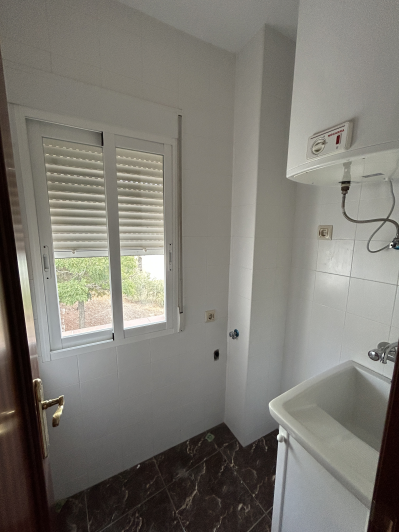 Image No.15-4 Bed Village House for sale